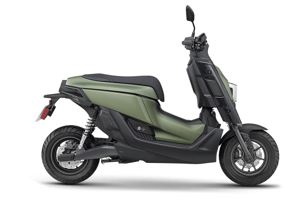 xe-may-dien-yamaha-emf-2022-la-mat-gia-3-700-usd-3
